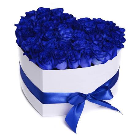 Букет "Синие розы в коробке в форме сердца"